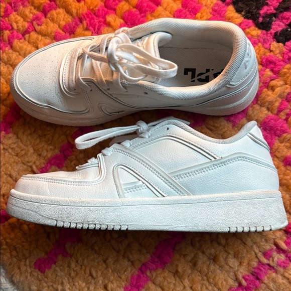 APL White Daily Driver Sneakers - Picture 4 of 9